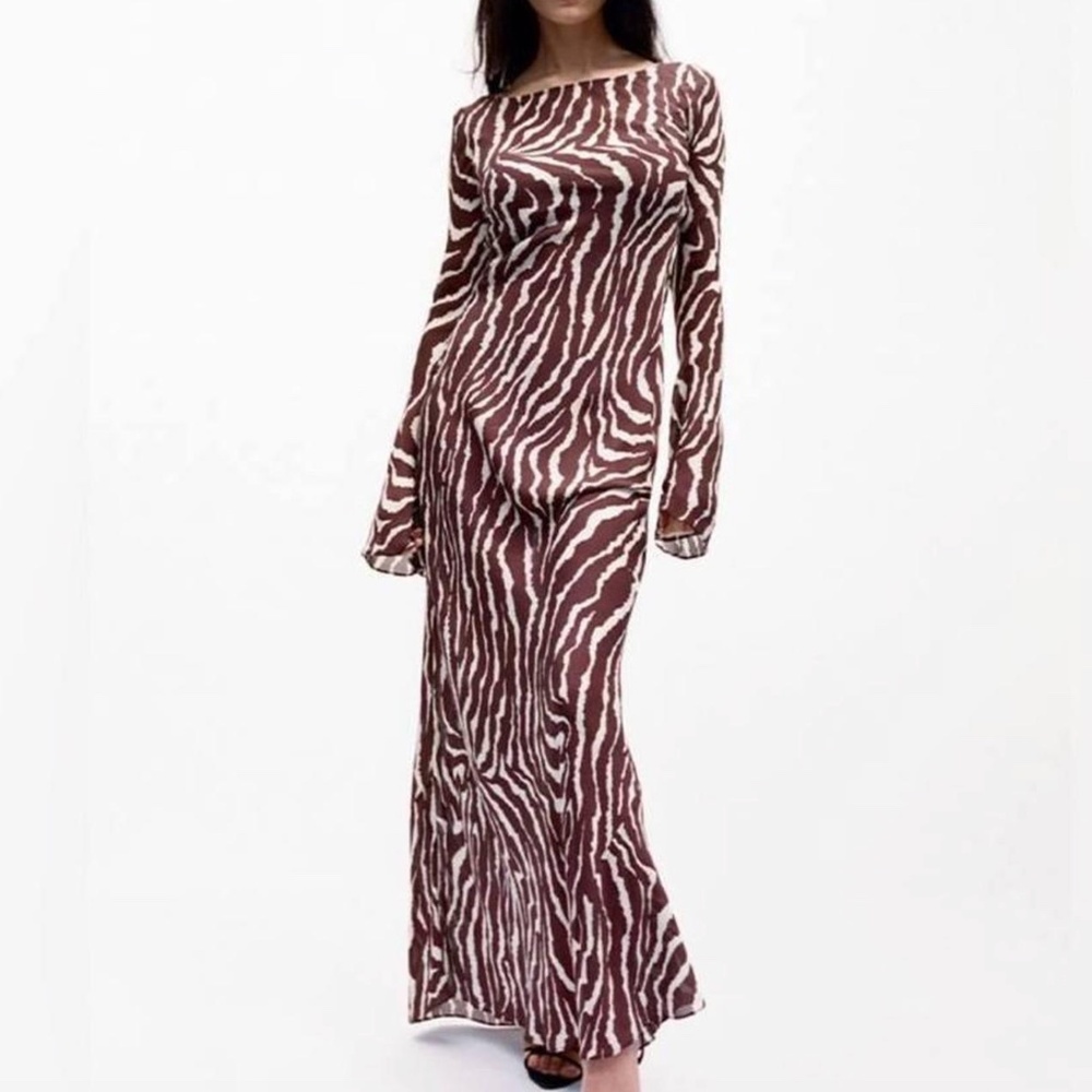 Réalisation Par THE GIA Dress